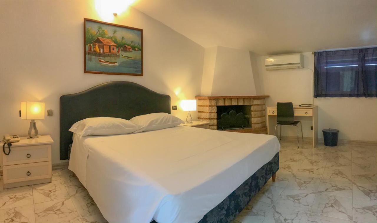 Hotel Villa Pirotta Sannicandro di Bari Ngoại thất bức ảnh